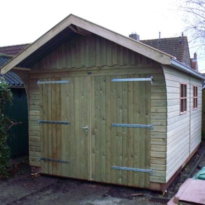 Garage-puntdak-001-Prieelspecialist